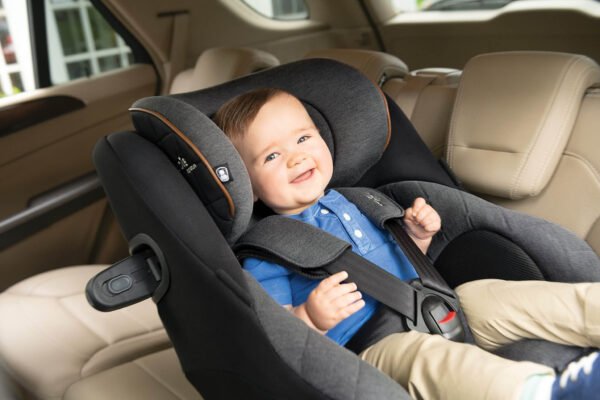 Ghế ngồi ô tô Joie có tốt không